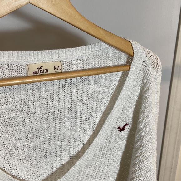 Hollister Oversized Knit V-Neck Sweater - Picture 2 of 5